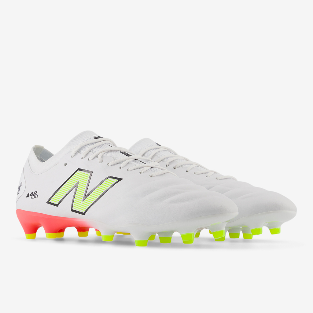 New Balance M 442 Elite FG Seasonal Nockenschuhe in WEISS
