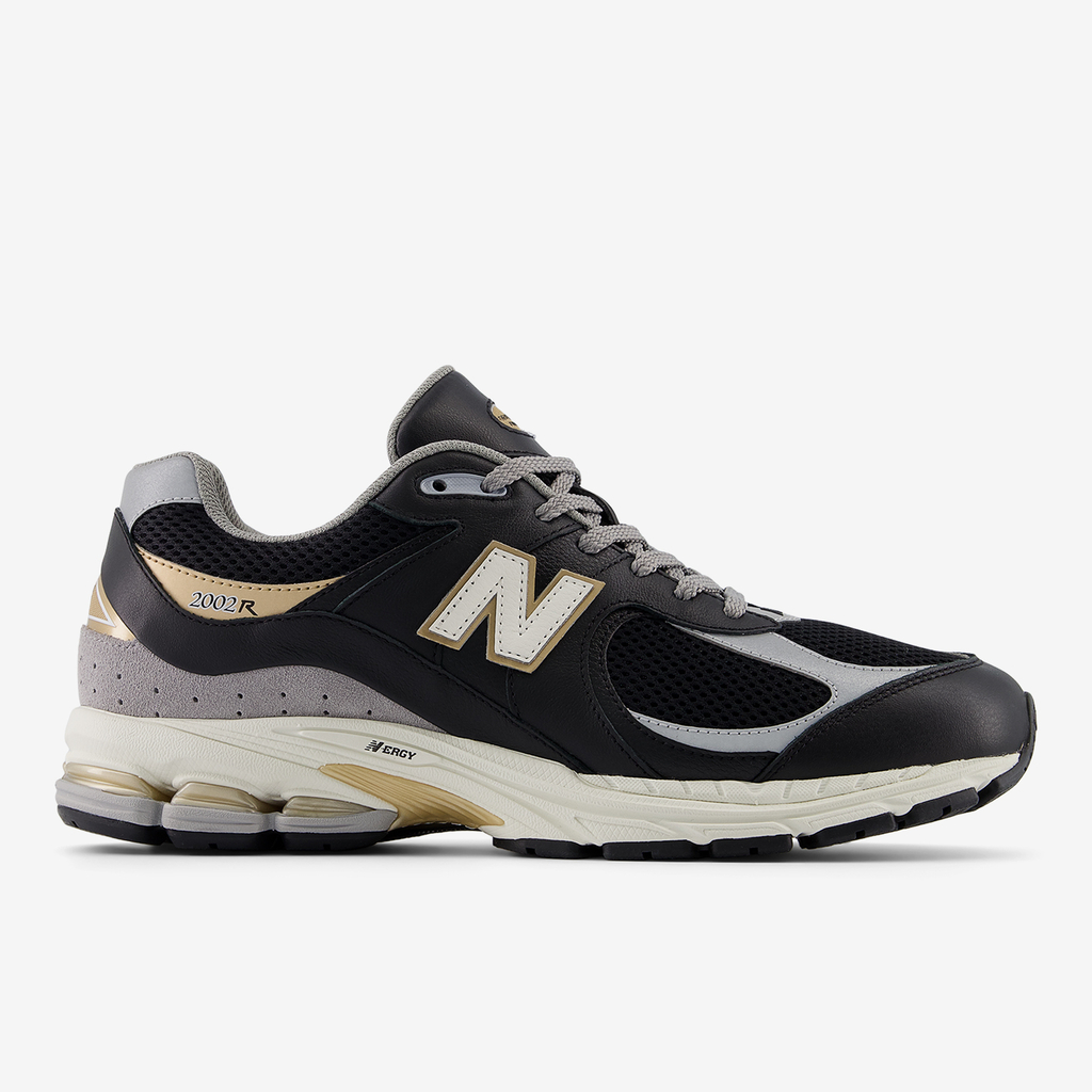 New Balance U 2002R Sport Freizeitschuhe in SCHWARZ