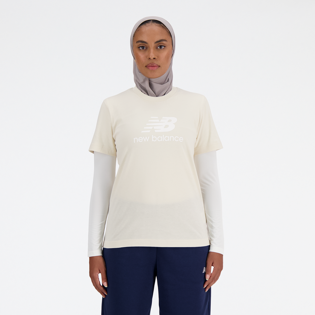 New Balance W Sport Essentials Jersey Logo T-Shirt in BEIGE
