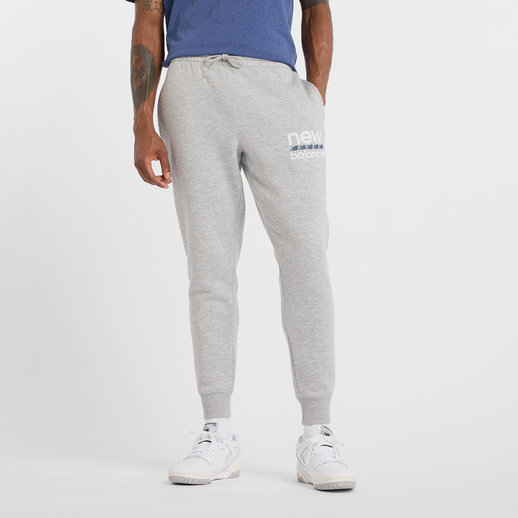 New Balance Sport Graphic Fleece Jogger in GRAU
