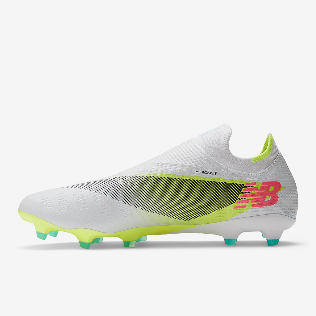 New Balance M Furon Pro FG Colorful Nockenschuhe in WEISS