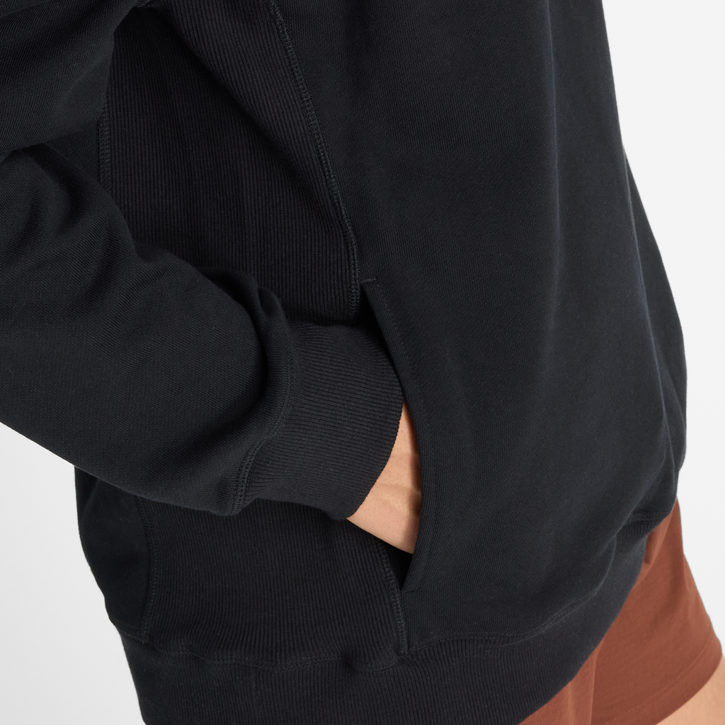 New Balance Athletics Fleece 1/2 Zip in SCHWARZ