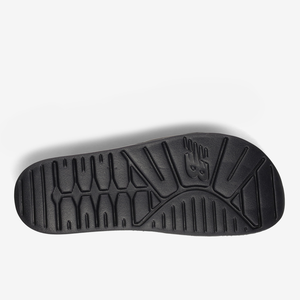 New Balance M 200 Premium Slides Freizeitsandalen in SCHWARZ