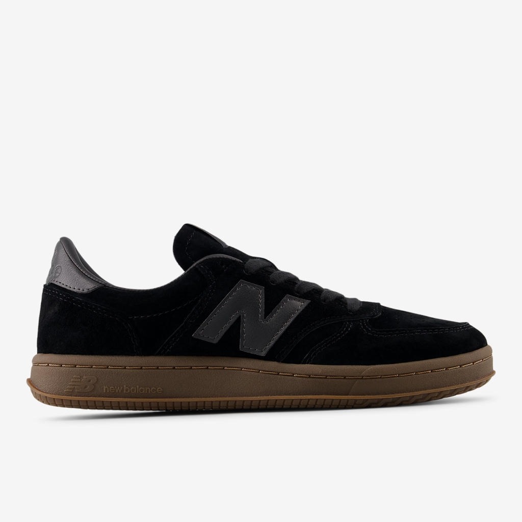New Balance U T500 Fall Essentials Freizeitschuhe in SCHWARZ