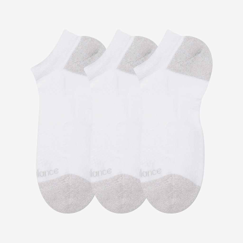 New Balance Active No Show Socks 3 Pack in WEISS