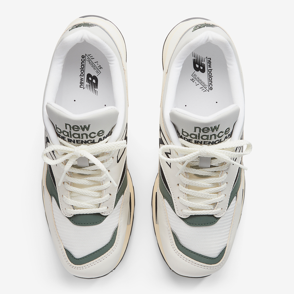 New Balance M 1500 Iconic Influences Made in UK Freizeitschuhe in WEISS