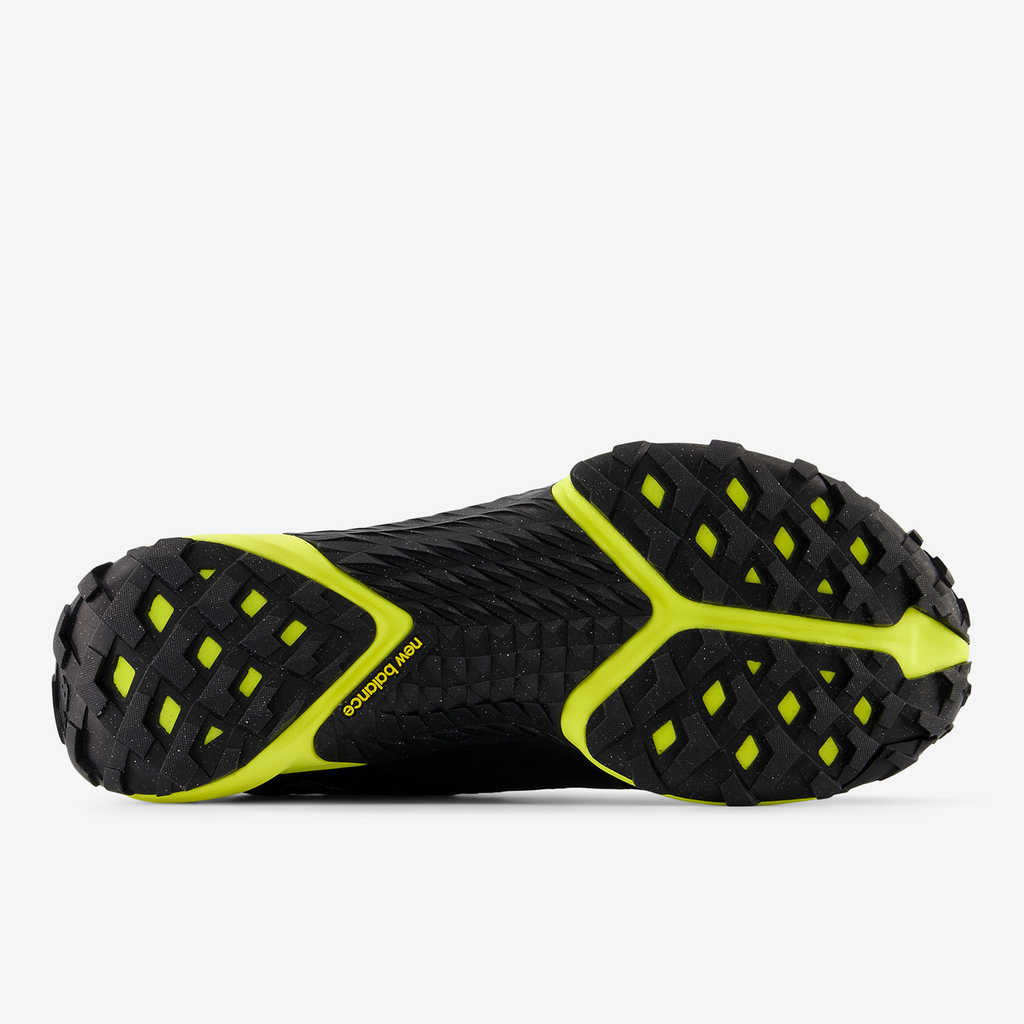 New Balance M Minimus Trail v1 Trailrunningschuhe in SCHWARZ