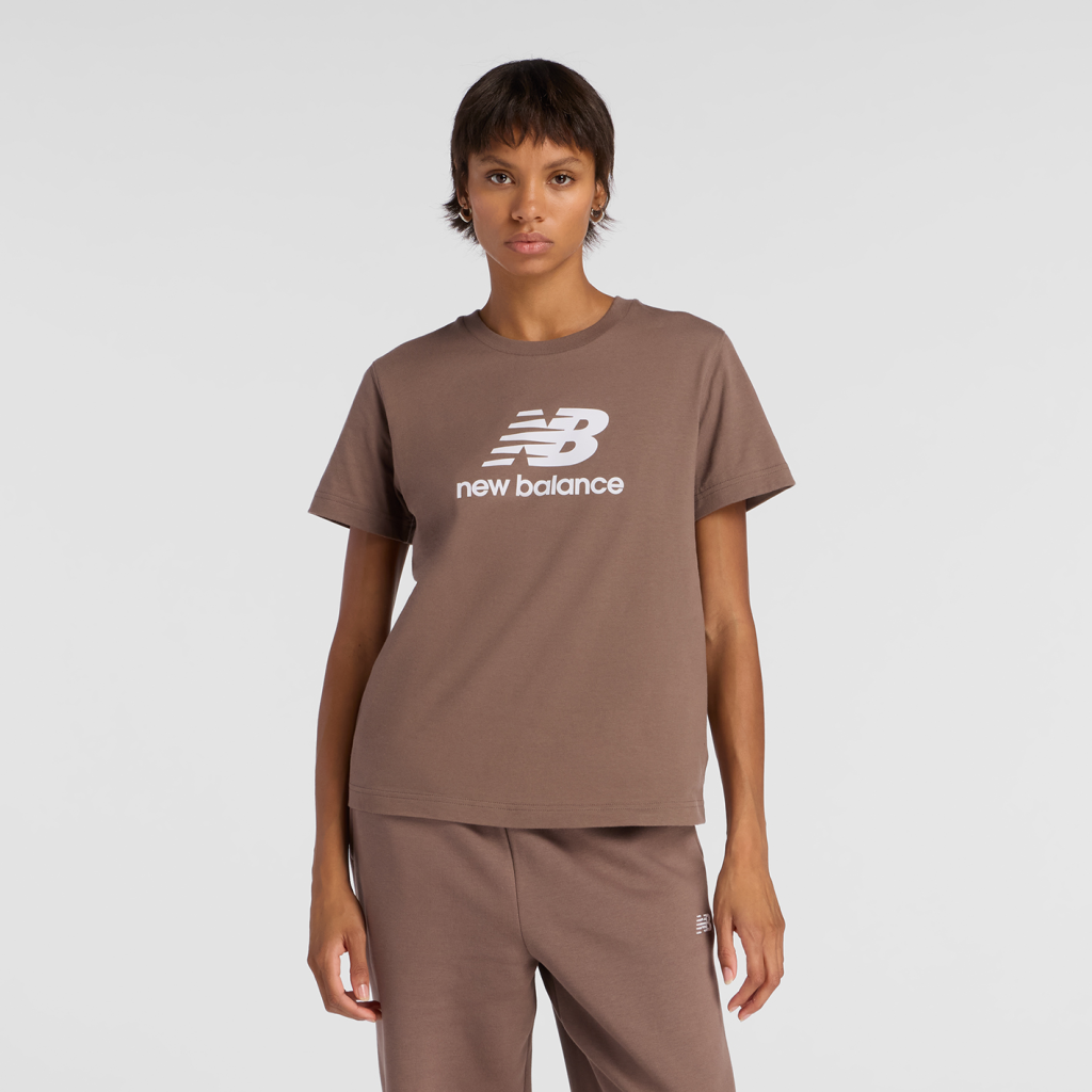 New Balance W Sport Essentials Jersey Logo T-Shirt in BRAUN