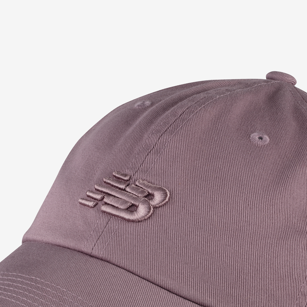 New Balance NB 6-Panel Curved Brim Nb Classic Hat in VIOLETT