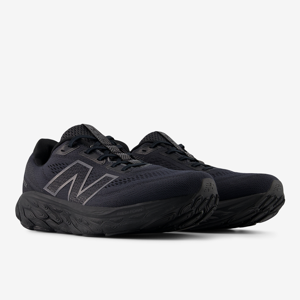New Balance M 880 GTX v14 Laufschuhe in SCHWARZ