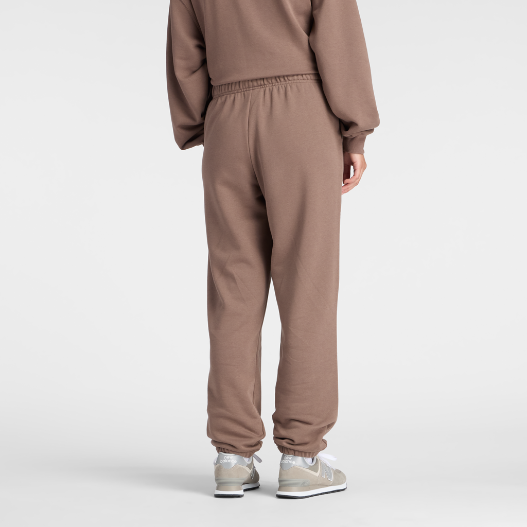 New Balance W Sport Essentials French Terry Jogger in BRAUN