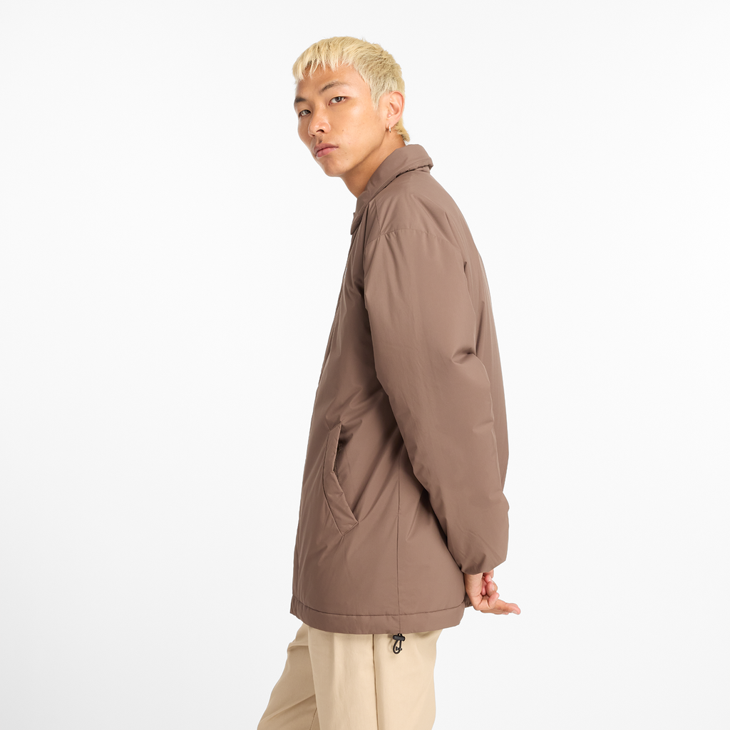 New Balance Coaches Jacket in BRAUN