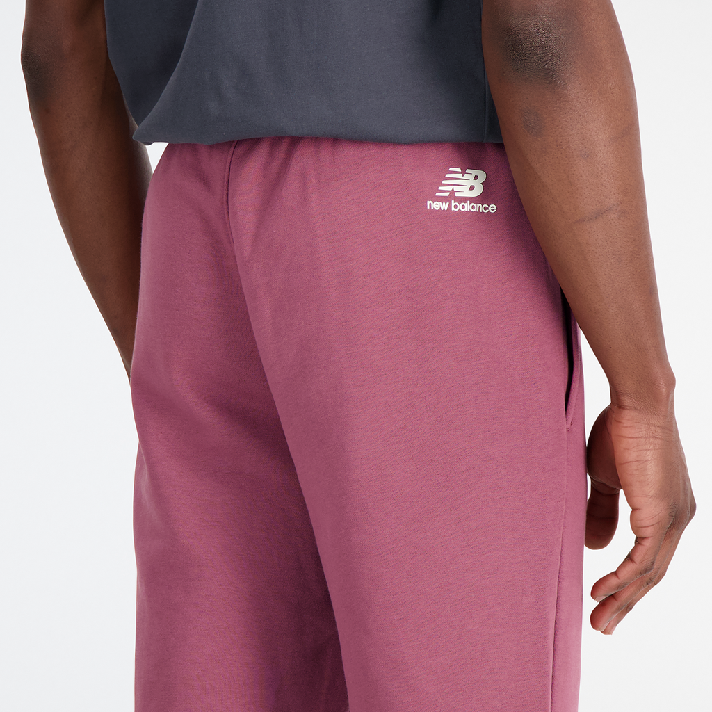 New Balance Essentials Varsity Fleece Pant in ROT