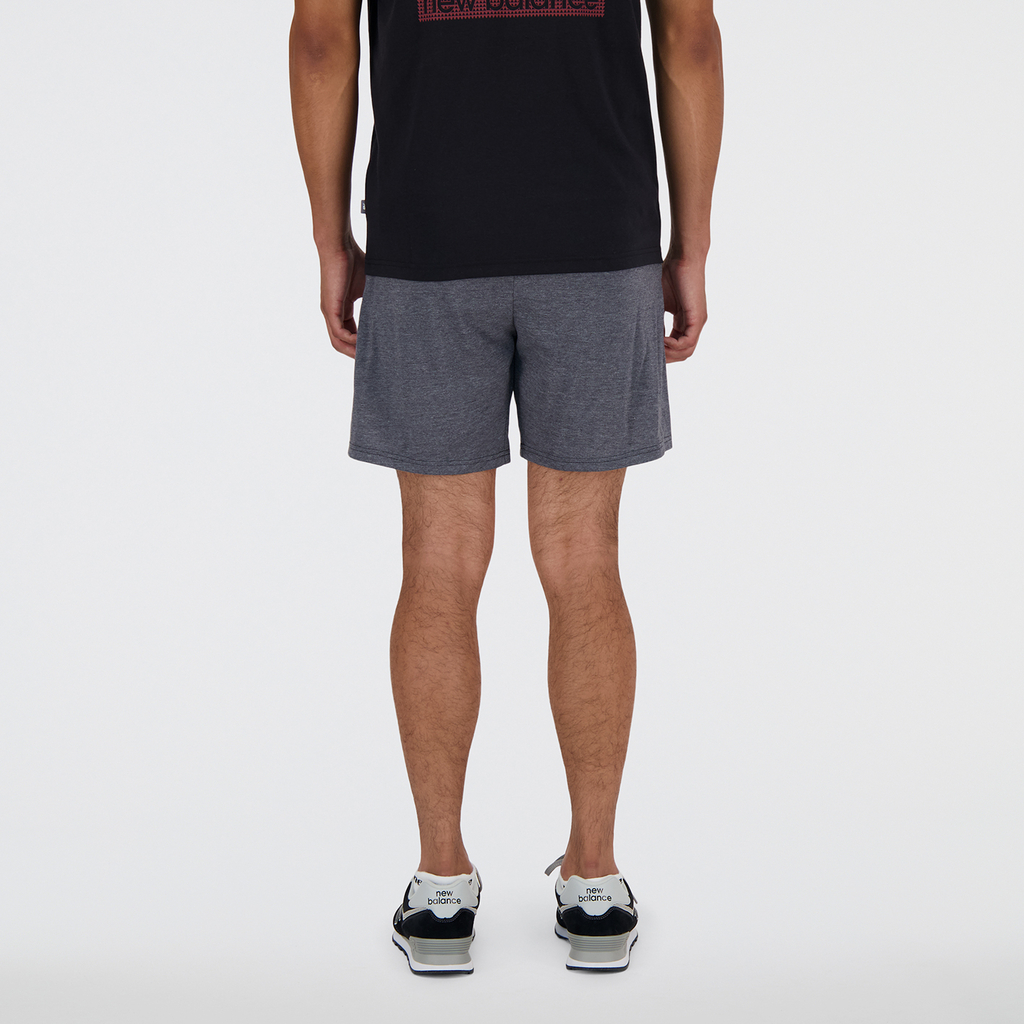 New Balance New Balance Heathertech Short 7 Inch in SCHWARZ