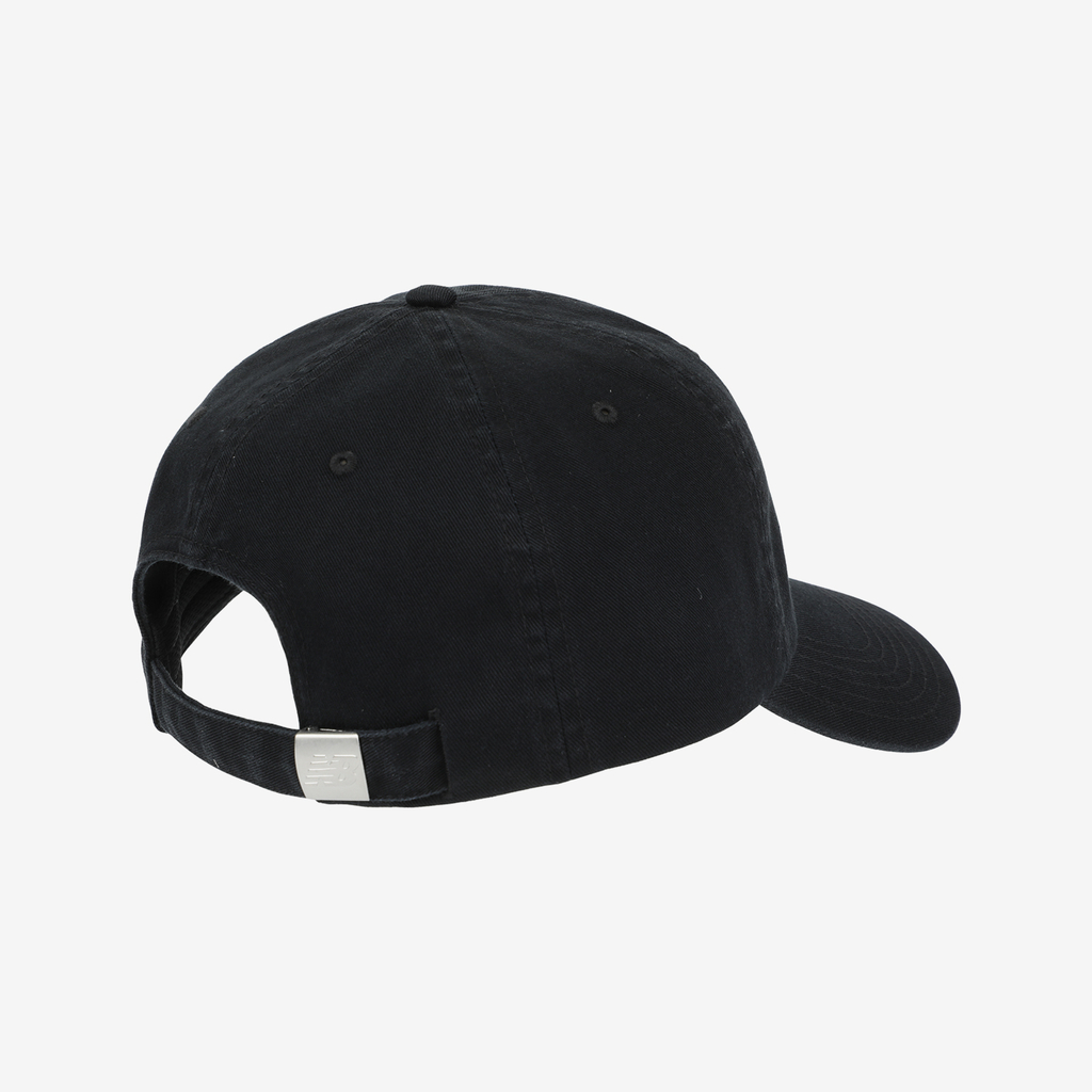 New Balance 6 Panel Block N Hat V 2.0 in SCHWARZ