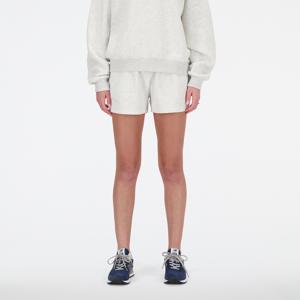 New Balance W Sport Essentials French Terry Short in GRAU