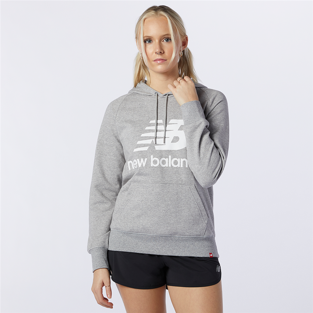 New Balance W Essentials Stacked Logo PO Hoodie in GRAU