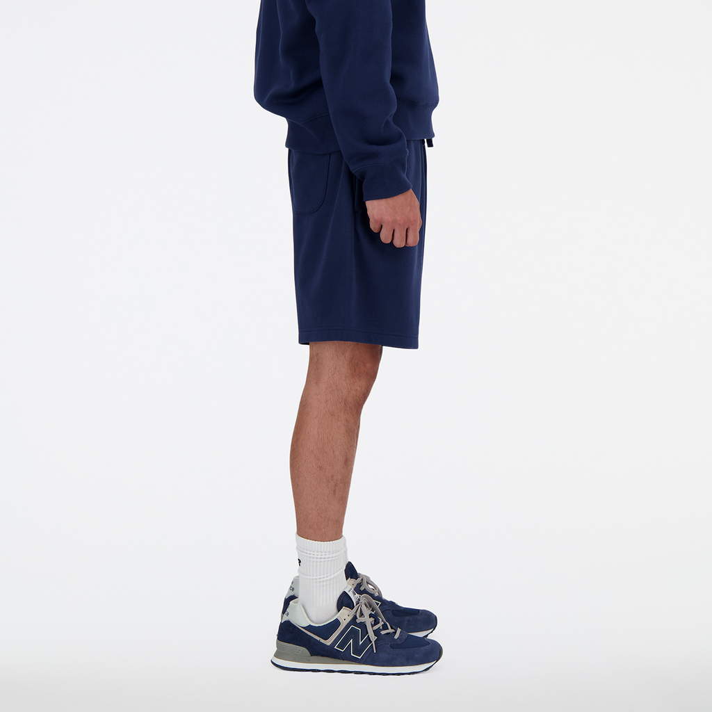 New Balance Sport Essentials French Terry Short 7 Inch in BLAU