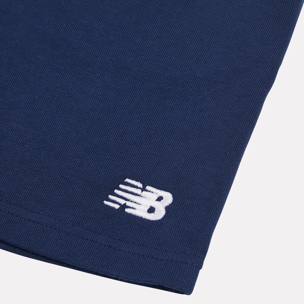 New Balance B New Balance French Terry Small Logo Short in BLAU