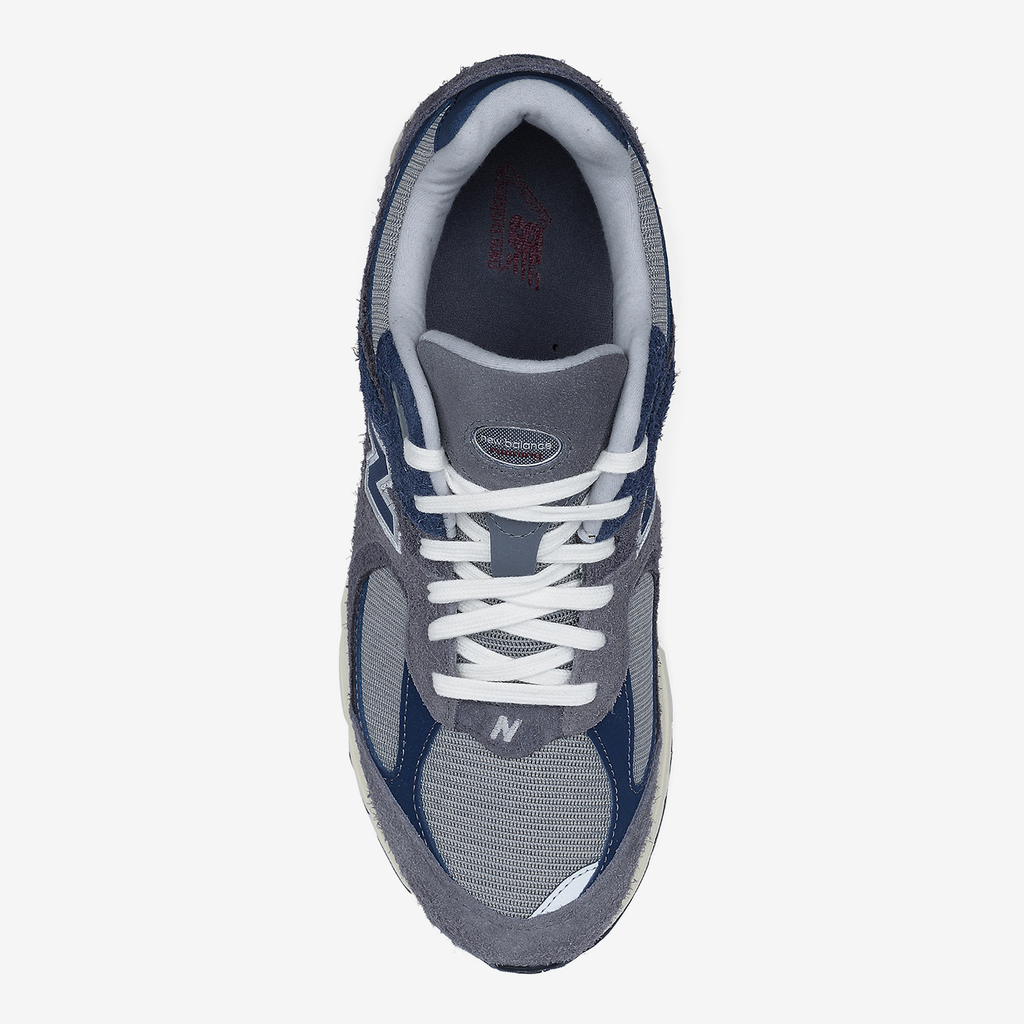 New Balance M 2002R Essentials Freizeitschuhe in BLAU