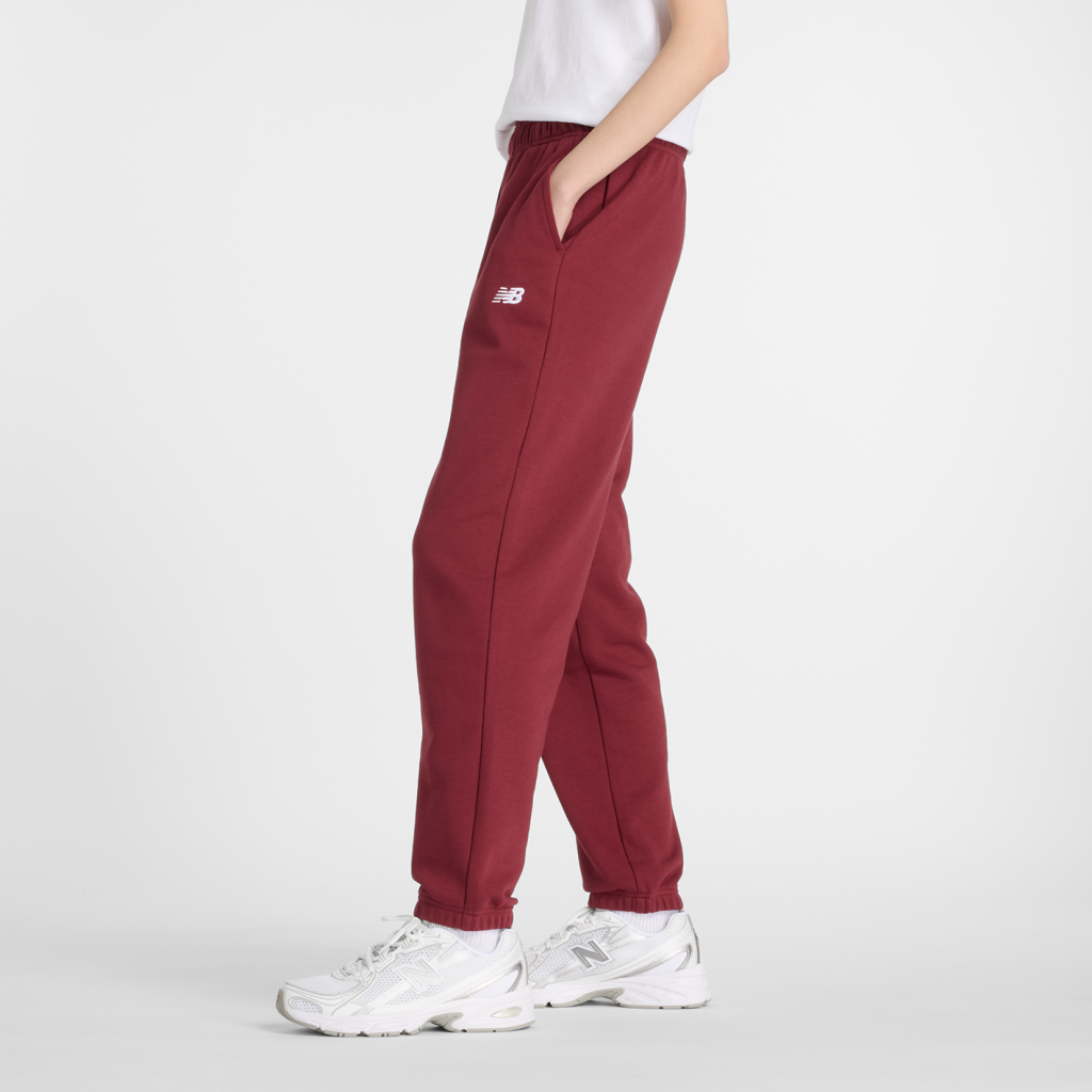 New Balance W Sport Essentials French Terry Jogger in ROT