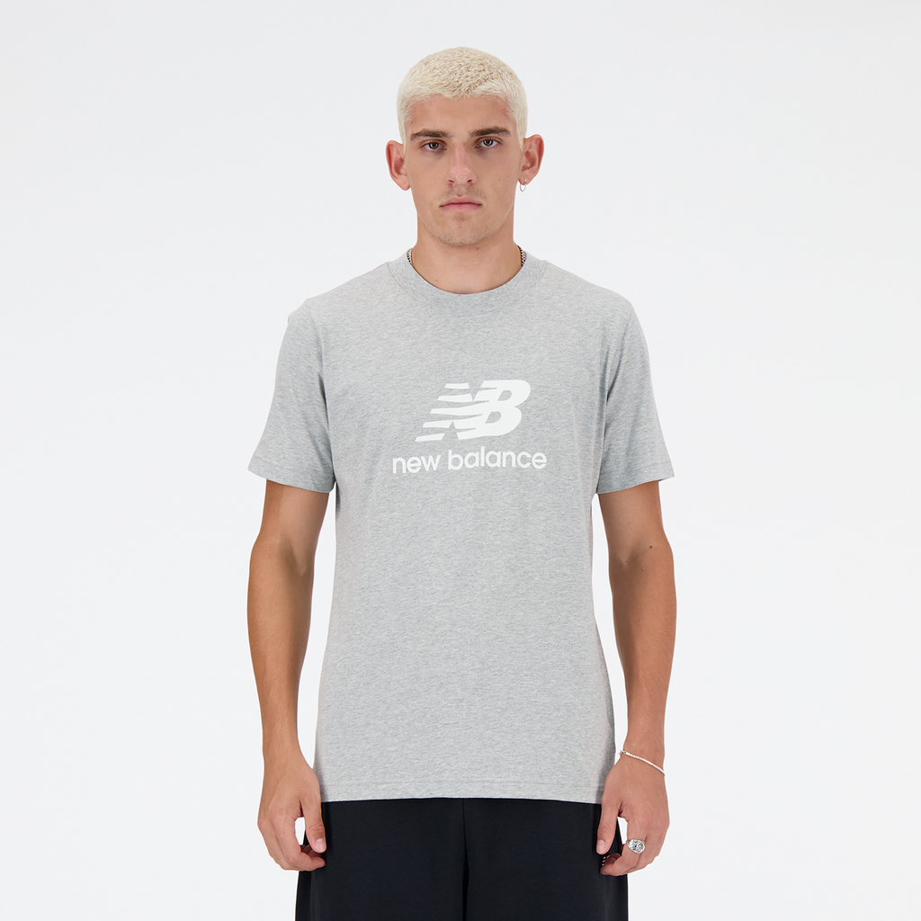 New Balance Sport Essentials Stacked Logo T-Shirt in GRAU