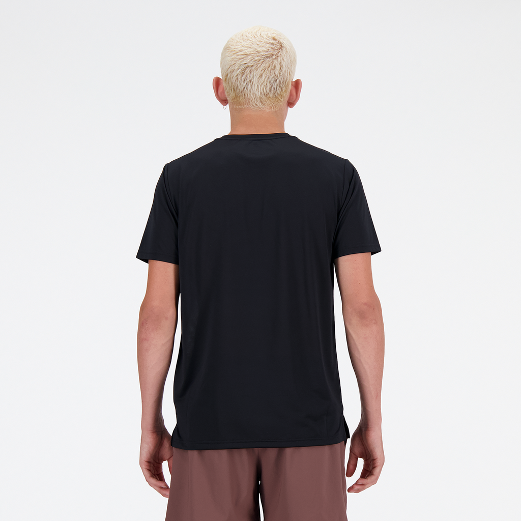 New Balance Sport Essentials Run T-Shirt in SCHWARZ
