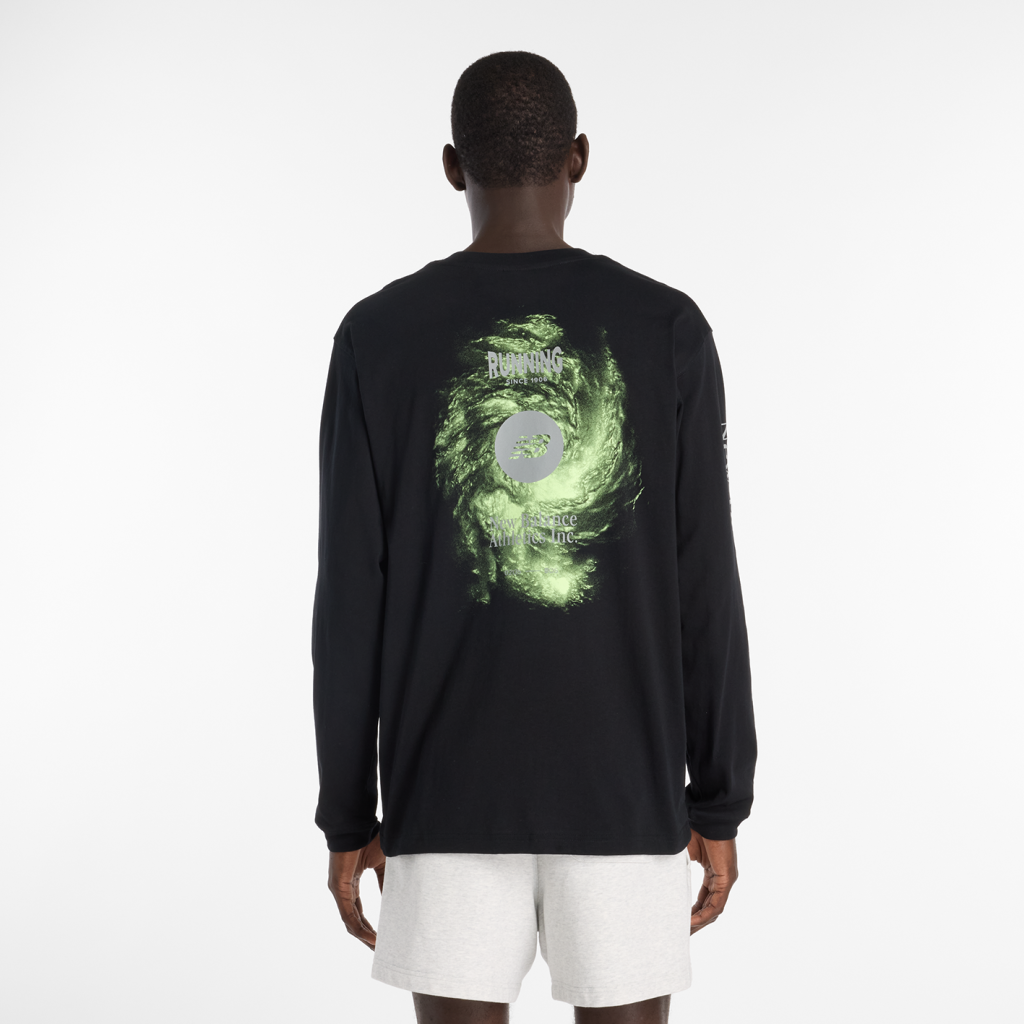 New Balance Vortex Long Sleeve in SCHWARZ