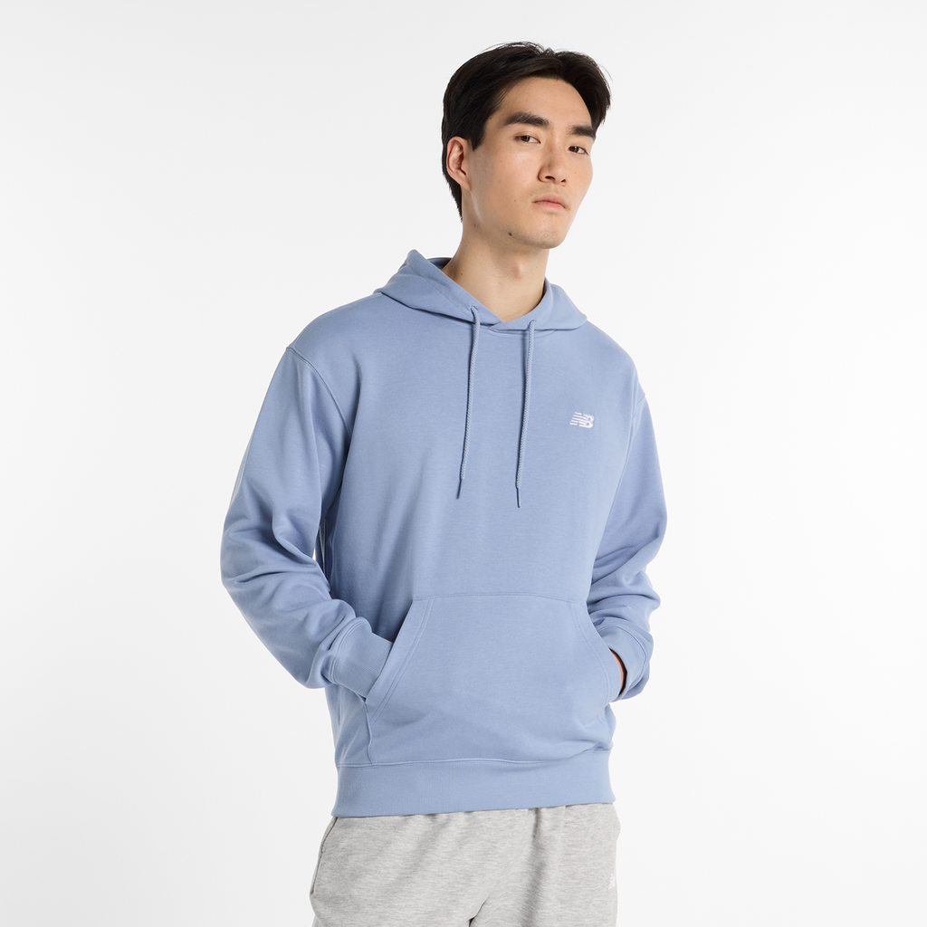 New Balance Sport Essentials Small Logo French Terry Hoodie in BLAU