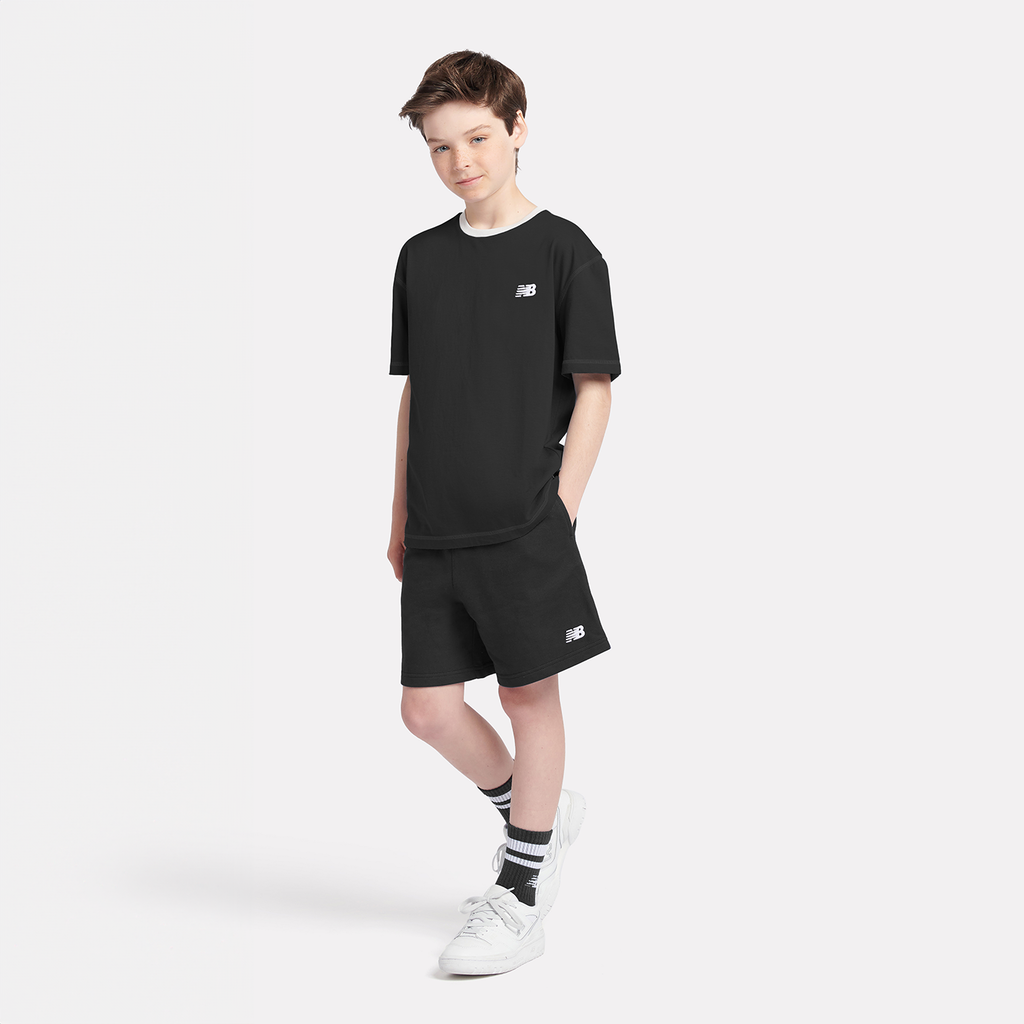 New Balance B New Balance French Terry Small Logo Short in SCHWARZ
