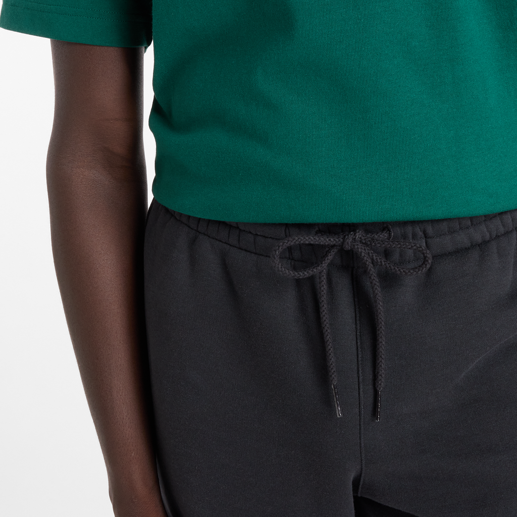 New Balance Sport Fleece Short 9" in SCHWARZ