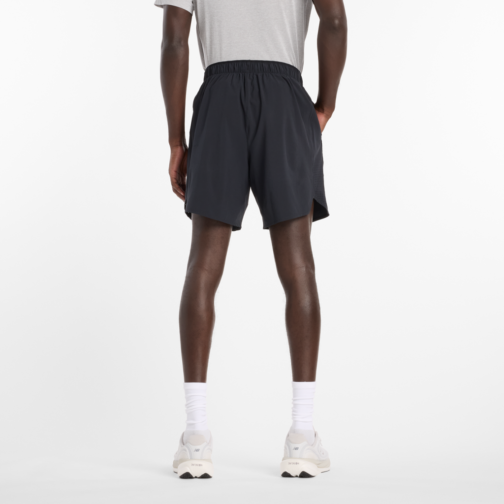 New Balance Tournament Short in SCHWARZ