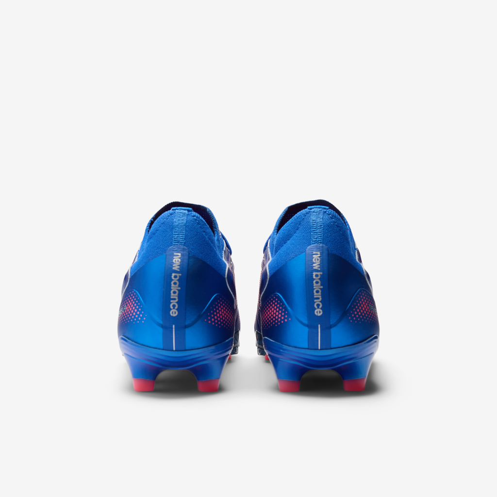 New Balance ST1FLMP5 Tekela v5 Elite FG Nockenschuhe in BLAU