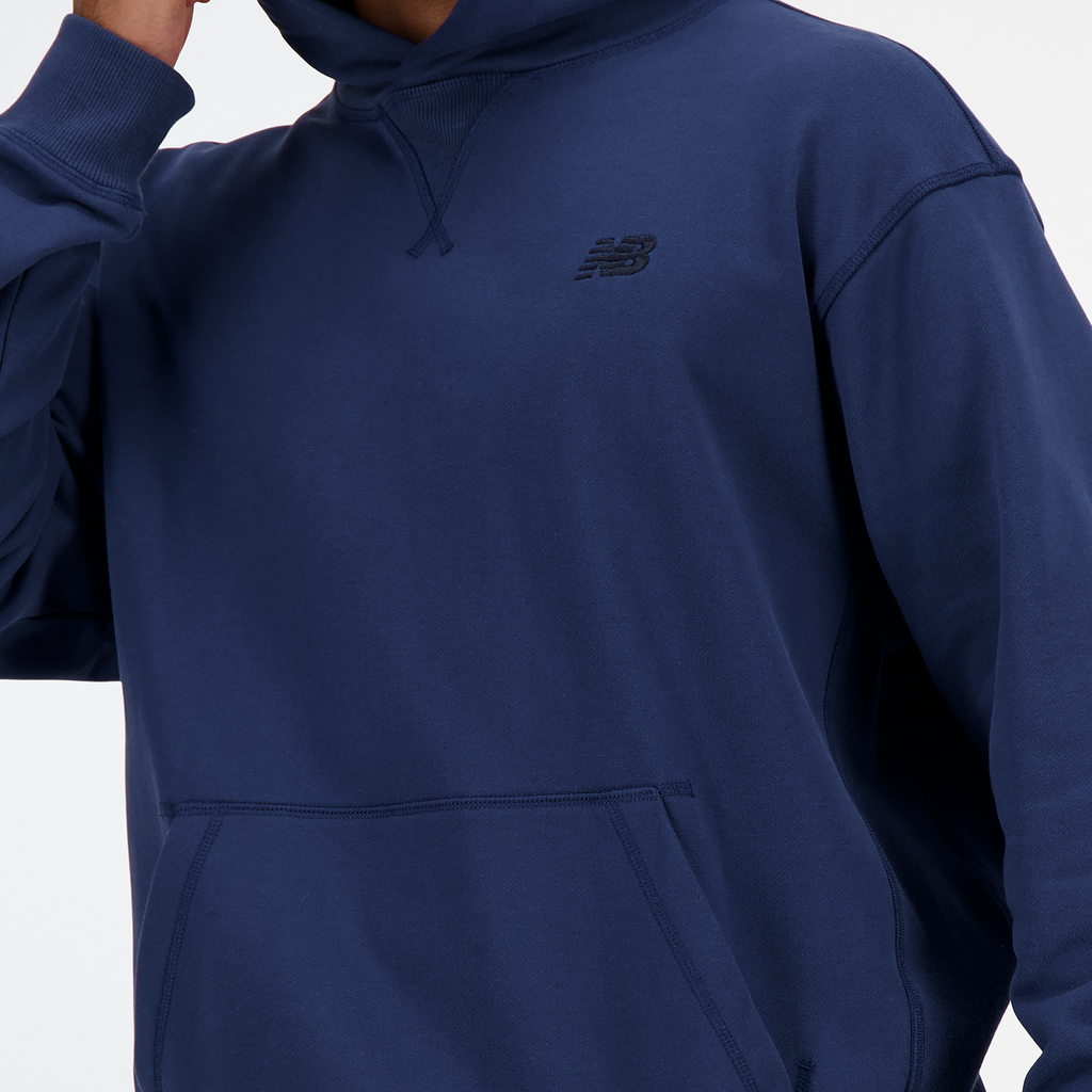 New Balance NB Athletics French Terry Hoodie in BLAU