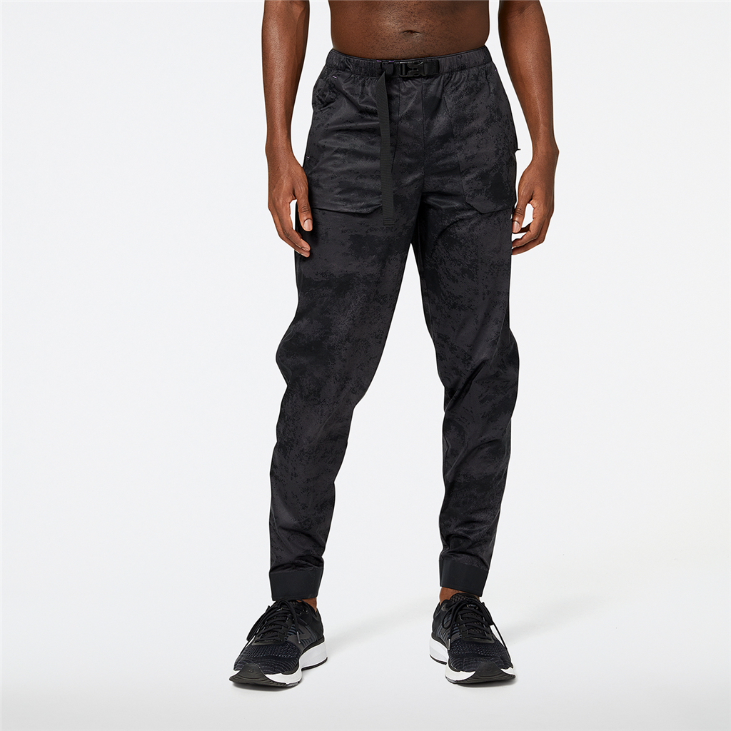 New Balance NB AT Waterproof Pant in SCHWARZ