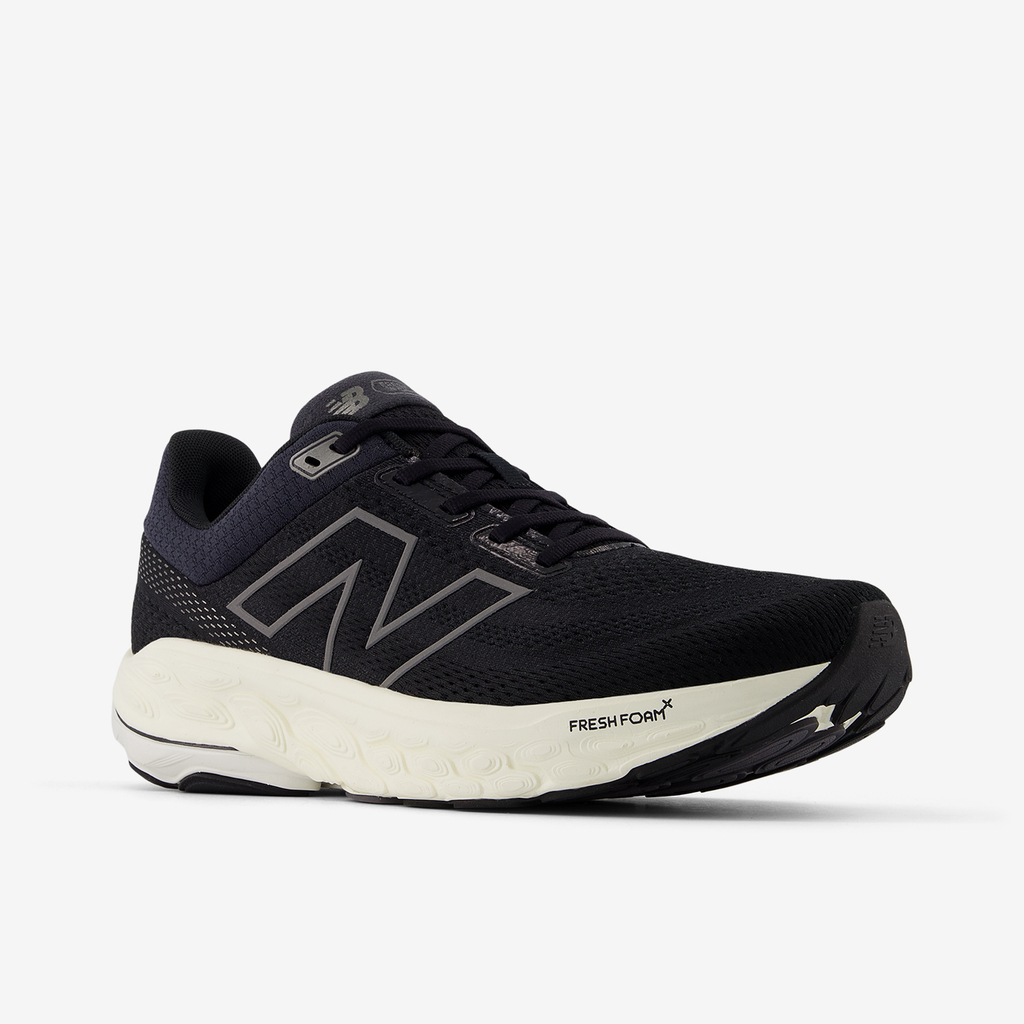 New Balance M 860 v14 Laufschuhe in SCHWARZ
