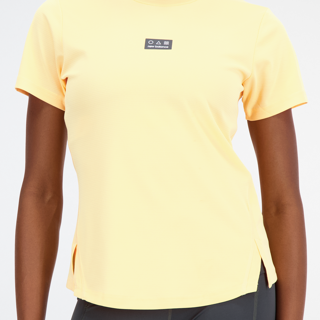 New Balance W Impact Run AT N-Vent Tee in GELB
