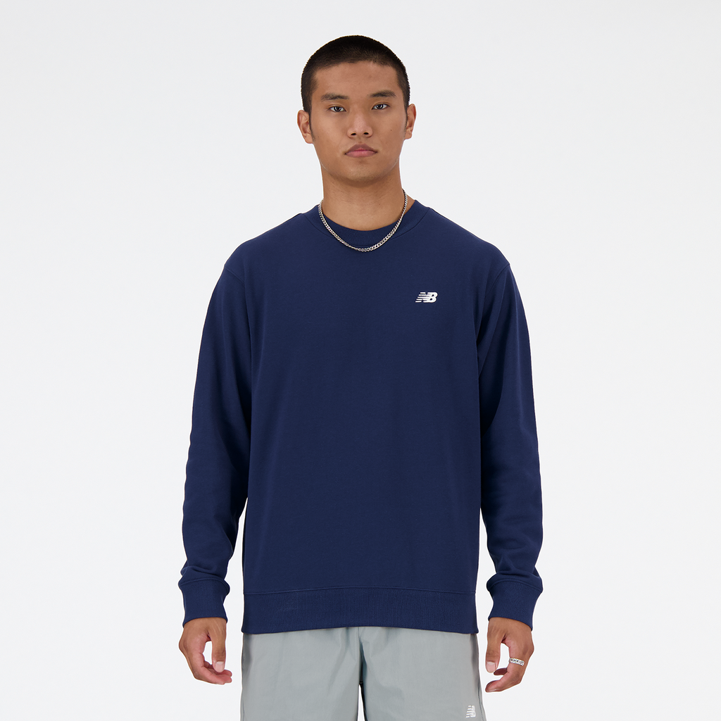 New Balance Sport Essentials Small Logo French Terry Crew in BLAU