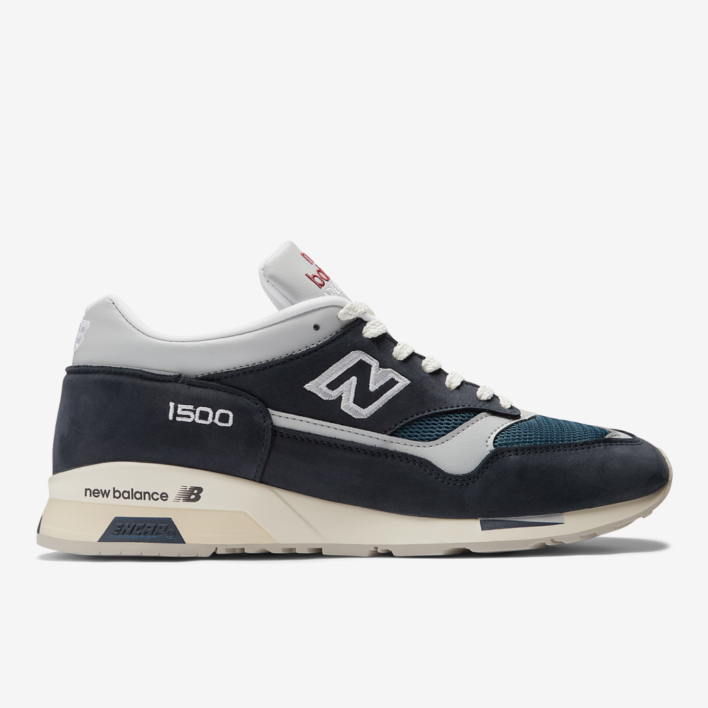 New Balance M 1500 Vintage Sport Made in UK Freizeitschuhe in SCHWARZ