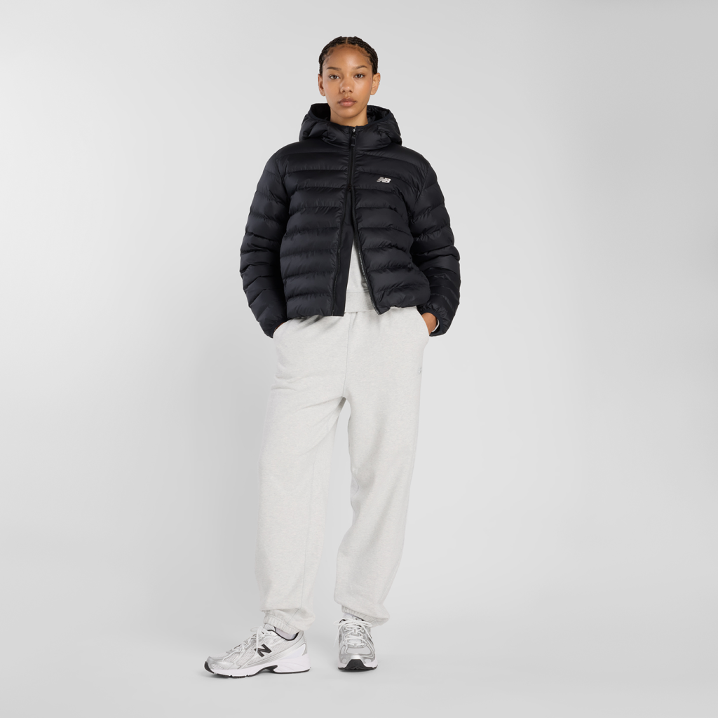 New Balance W Puffer Jacket in SCHWARZ