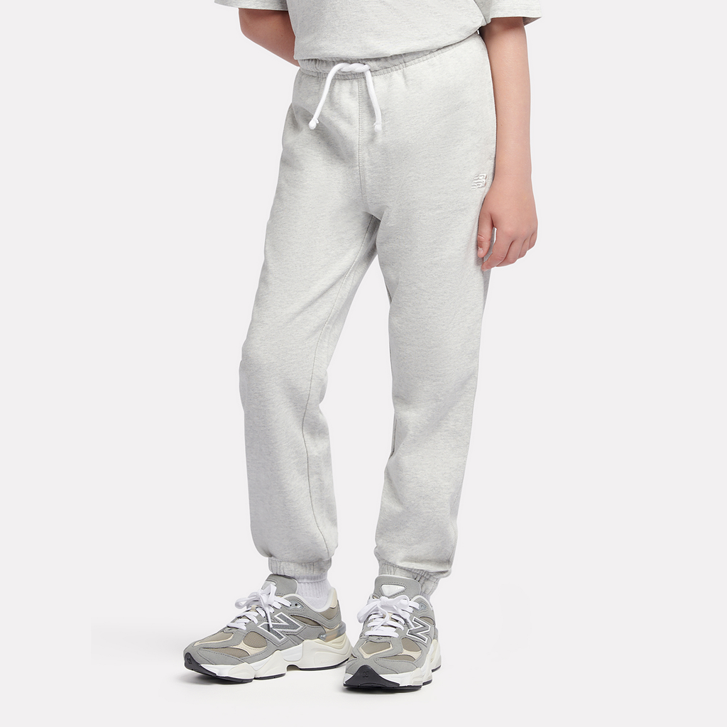 New Balance B New Balance French Terry Small Logo Jogger in GRAU