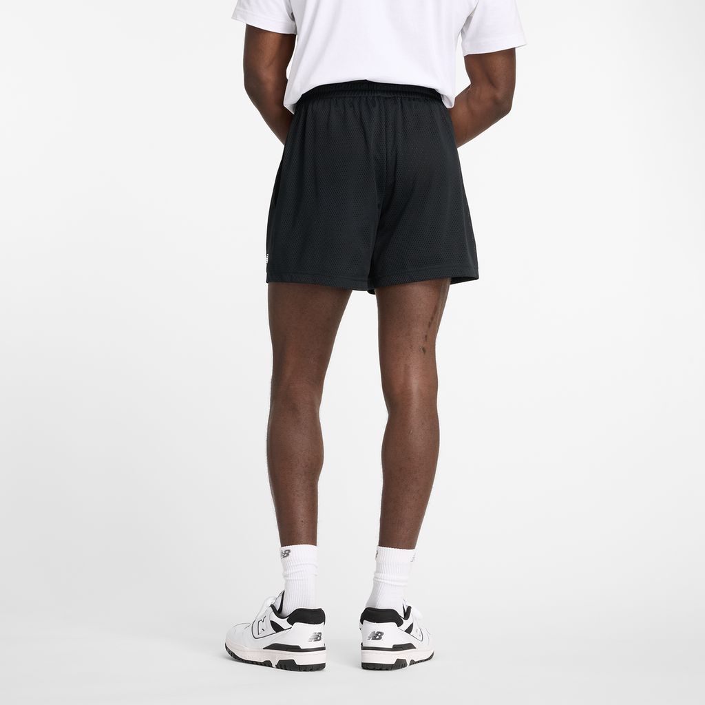 New Balance Sport Essentials Mesh Short 5" in SCHWARZ