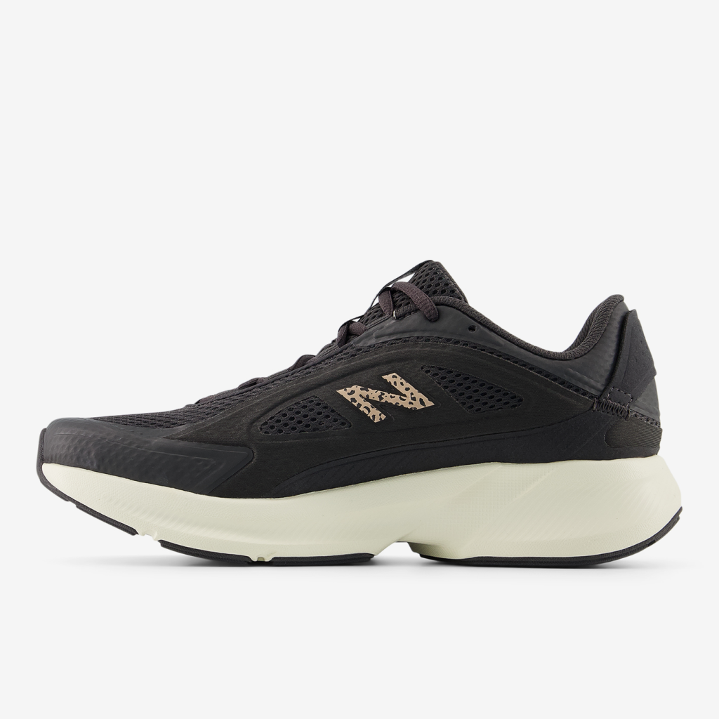 New Balance W Catalyst v1 Fitnessschuhe in SCHWARZ