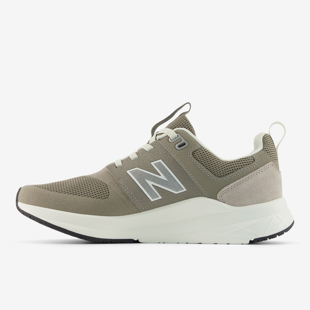 New Balance U 900 v2 Fitnessschuhe in BRAUN