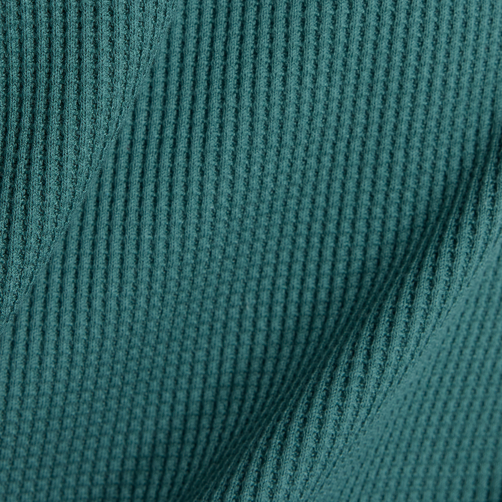 New Balance Waffle Knit Long Sleeve Henley in GRÜN