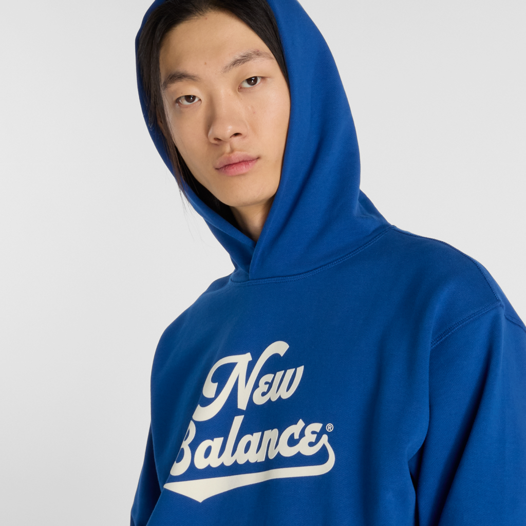 New Balance Athletics Legacy Hoodie in BLAU