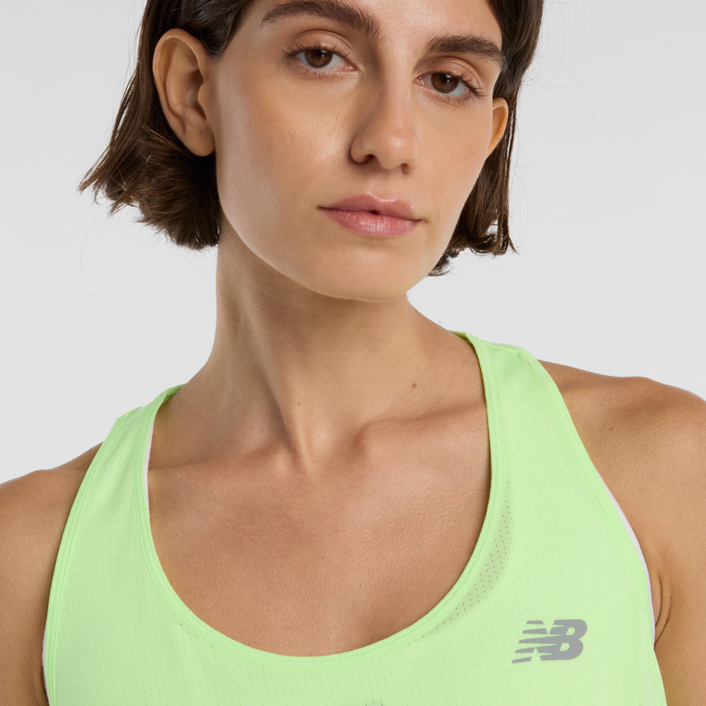 New Balance W NB Athletics Tank in GRÜN