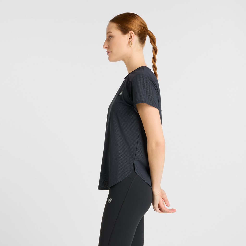 New Balance W Race Day Ultra Light T-Shirt in SCHWARZ