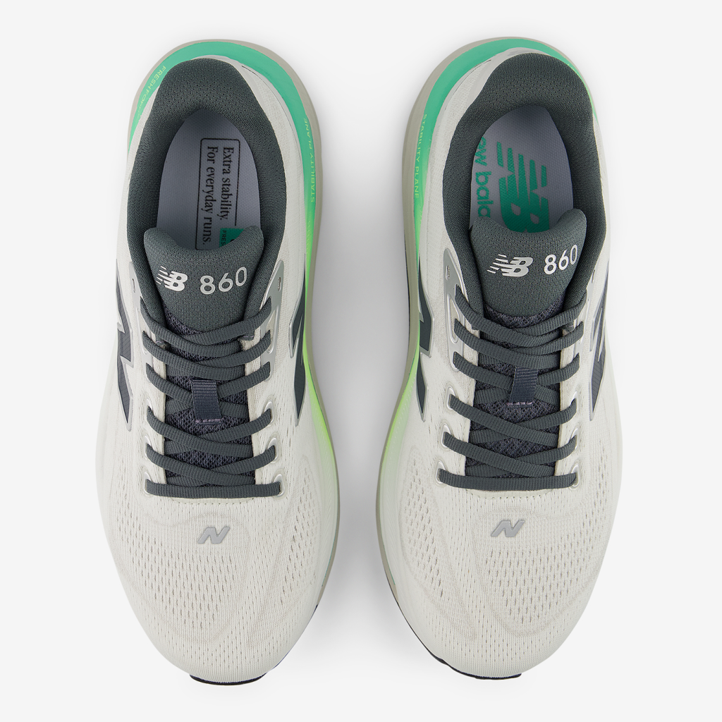 New Balance M 860 v15 Laufschuhe in LEER