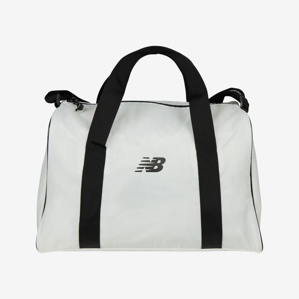 New Balance Essentials Small Duffel in WEISS